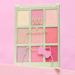 Pixi + Hello Kitty Chrome Glow Makeup Palette (Blush, Highlighter, Eyeshadow)
